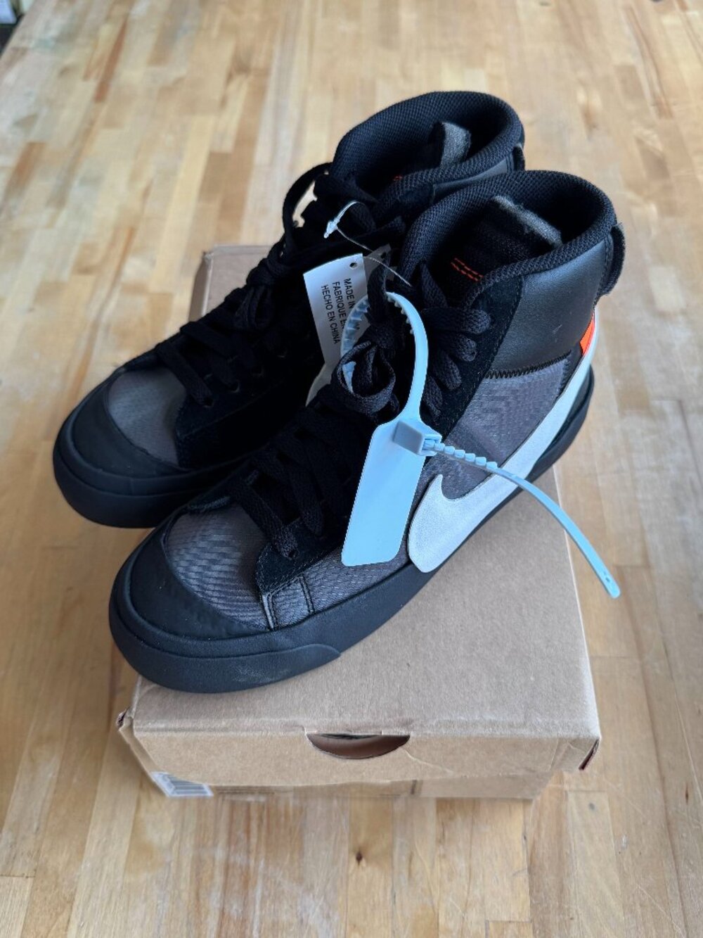 Off-White x Nike Blazer Mid "Grim Reaper" AA3832-001 Sz 4.5 *Damaged Box*